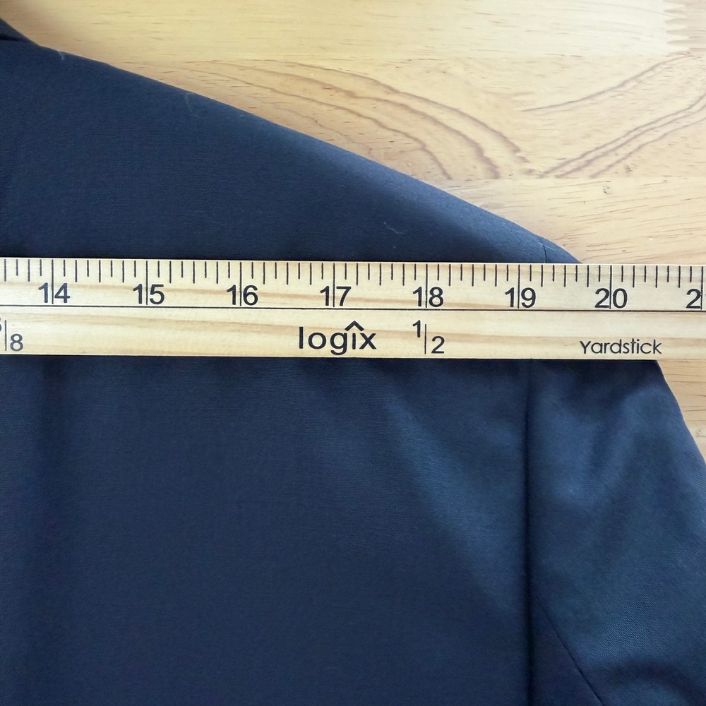 Jos A Bank 2-Piece Suit Mens 42R 36x29 100% WOOL Pleated Cuffed Solid Black - Picture 9 of 16